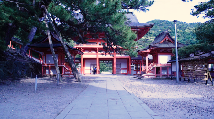 日御碕神社の門です。